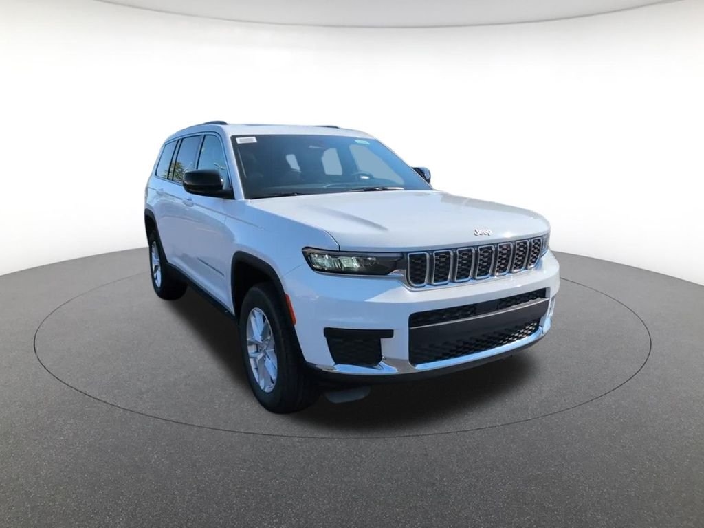 New 2026 Bright White Clearcoat Jeep Laredo X image 2