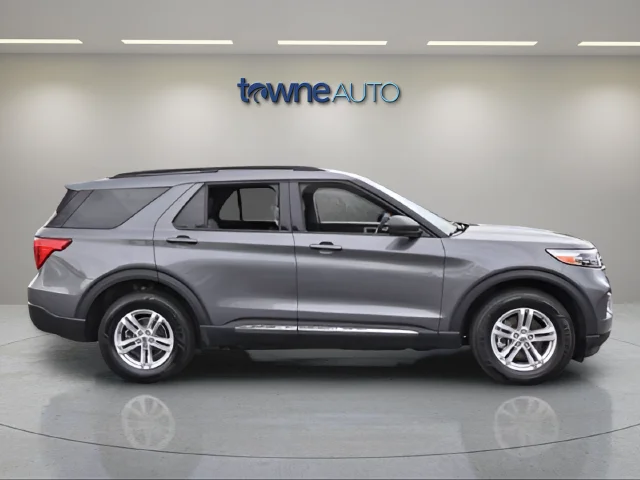 Certified Used 2023 Gray Ford XLT image 8