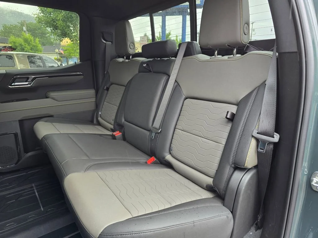 2026 Chevrolet Silverado 1500 ZR2 - Photo 17