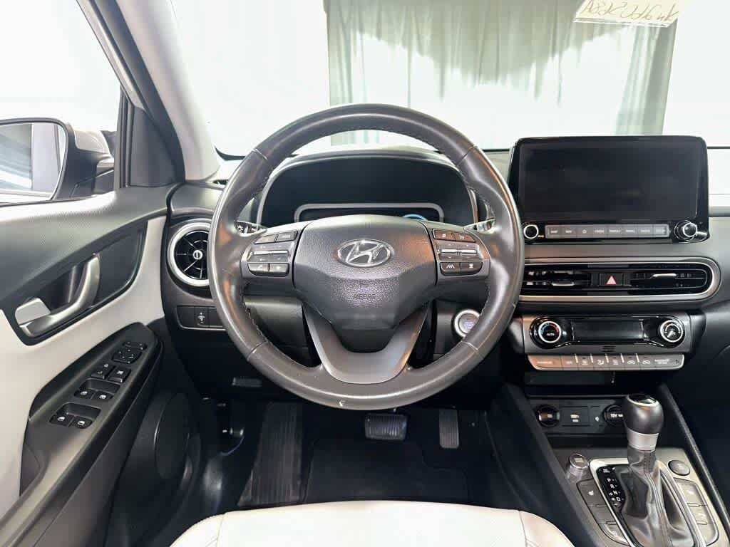 Used 2023 Cyber Silver Hyundai Limited image 2