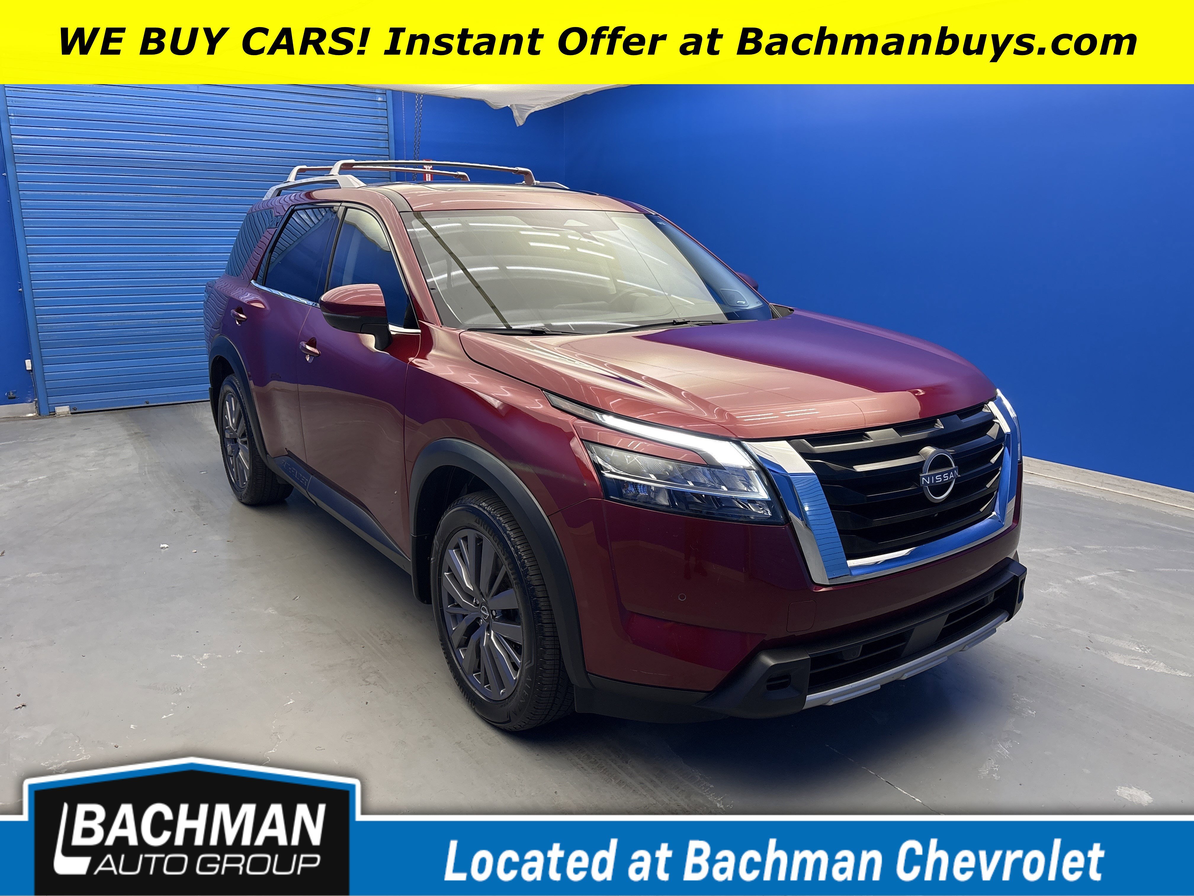2023 Nissan Pathfinder SL 2WD's photo