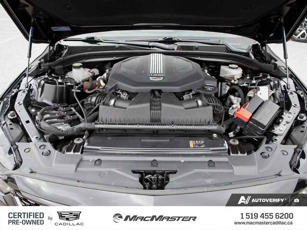 Certified Used 2022  Cadillac Premium Luxury image 11
