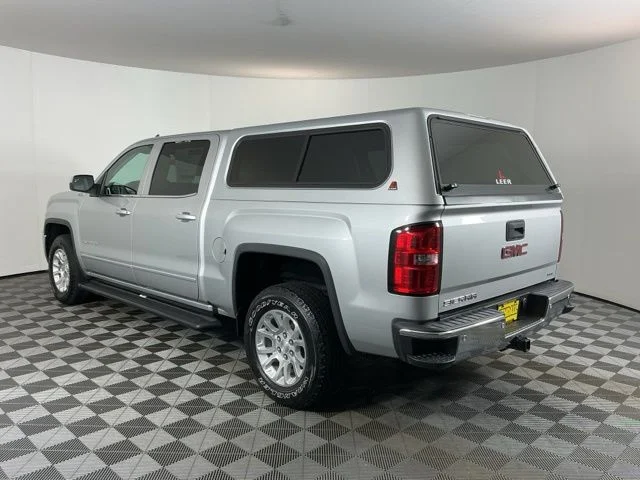 Used 2018 Quicksilver Metallic GMC SLE image 6