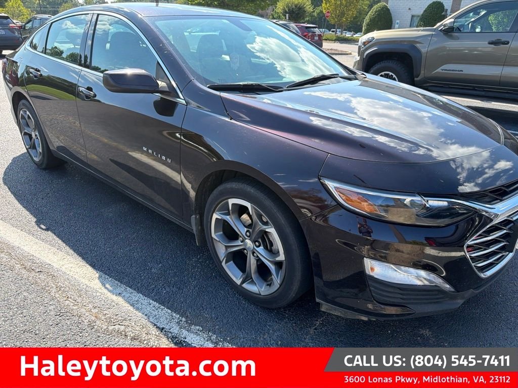 Used 2020 Red Chevrolet LT image 1