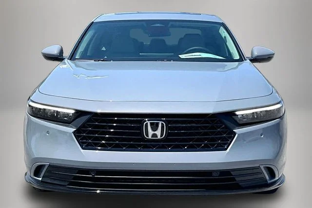 New 2026 Urban Gray Pearl Honda EX-L Hybrid image 11