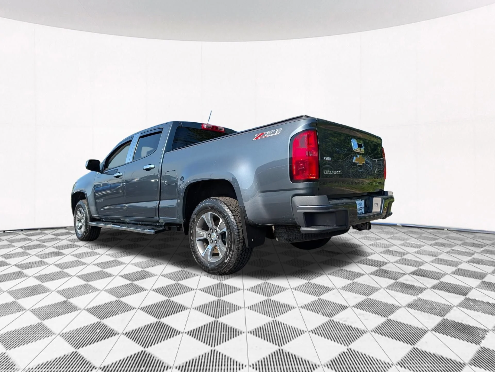 Used 2015 CYBER GRAY METALLIC Chevrolet 4WD Z71 image 13