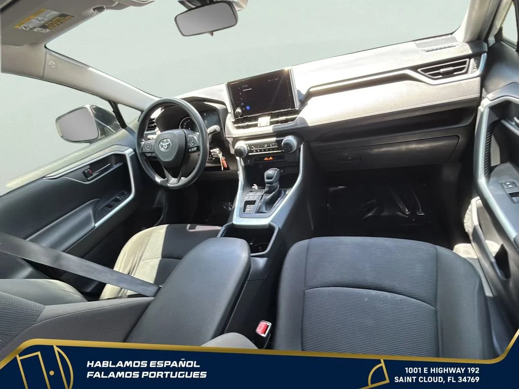 Used 2023 White Toyota LE image 22