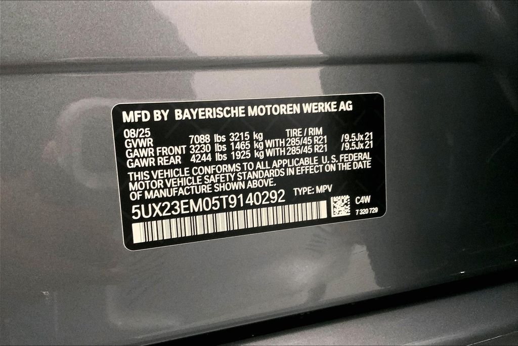 Used 2026 Skyscraper Grey Metallic BMW  image 10