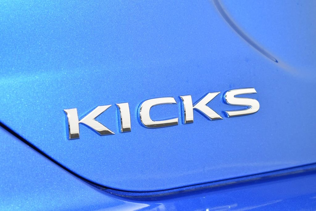 Certified Used 2025 Blue Nissan S image 9