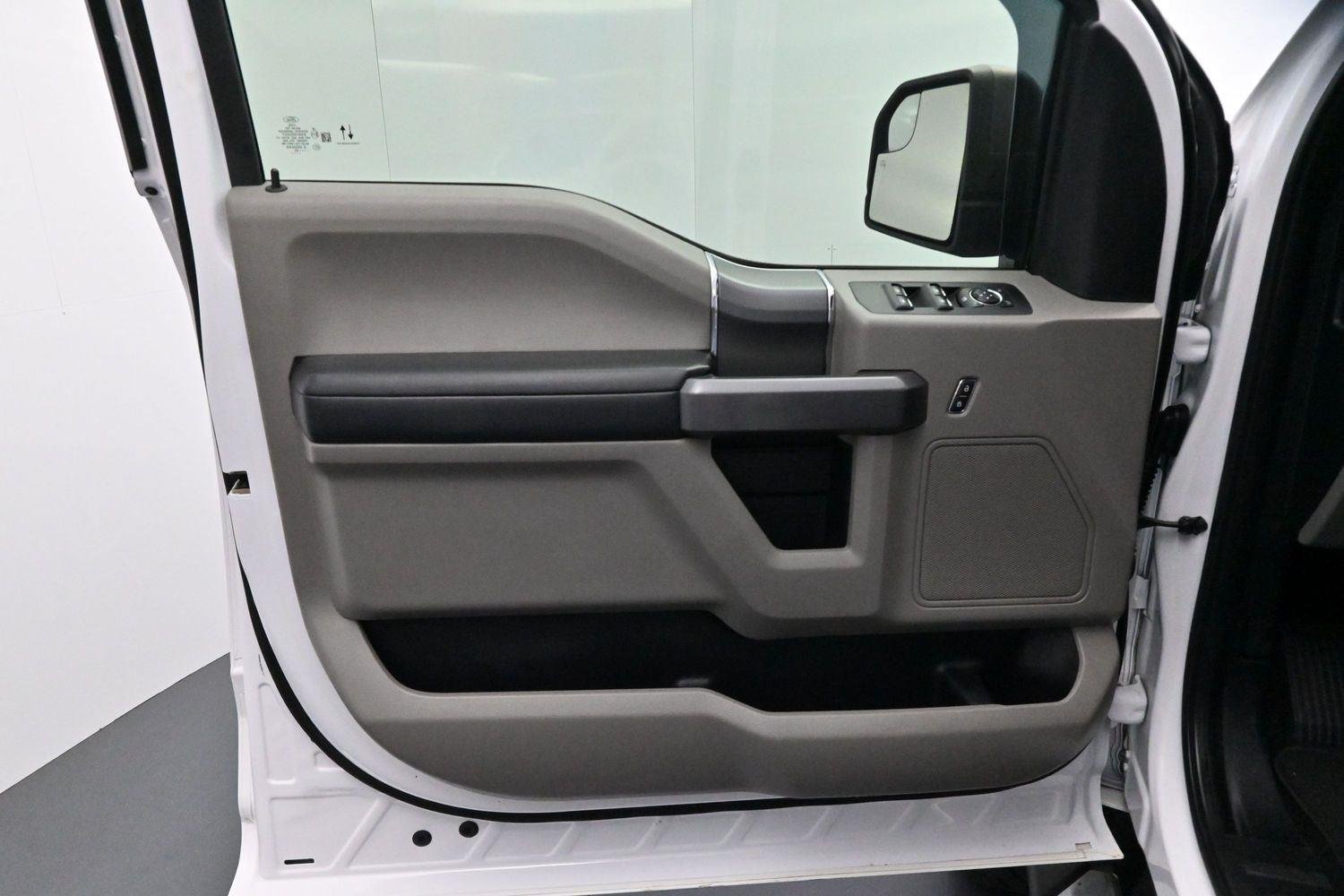 2020 Ford F-150 XLT - Photo 9