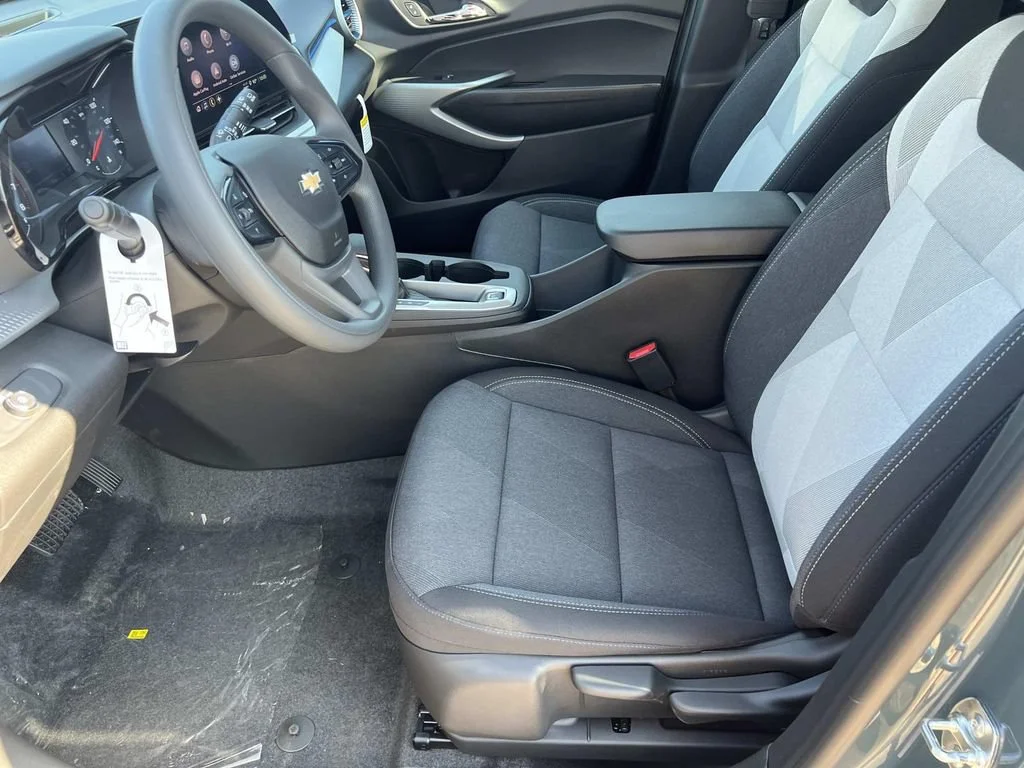 2026 Chevrolet Trax LS - Photo 12