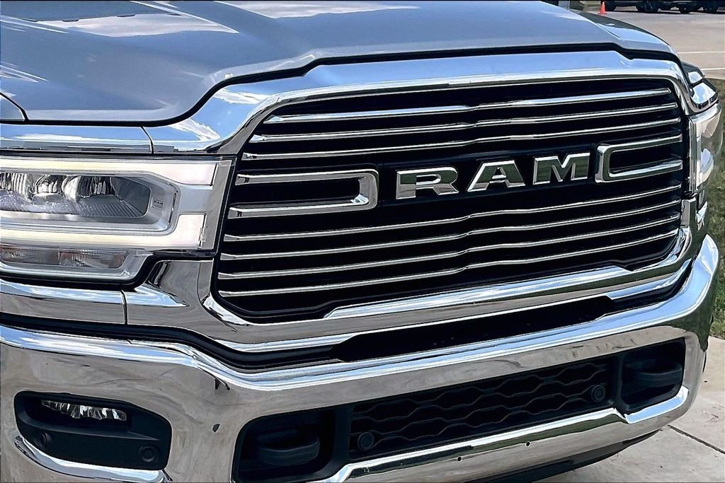 Used 2024 Silver Ram Laramie image 28