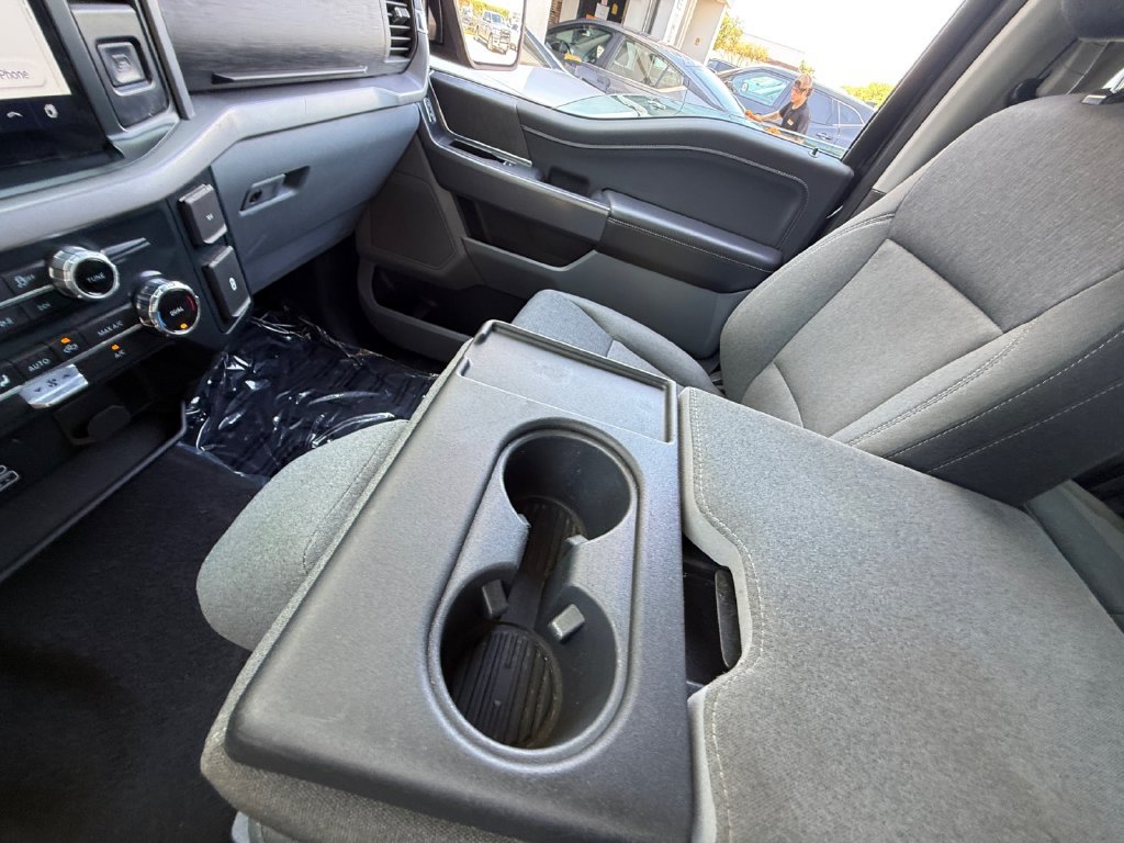 Used 2025 Black Ford XLT image 23