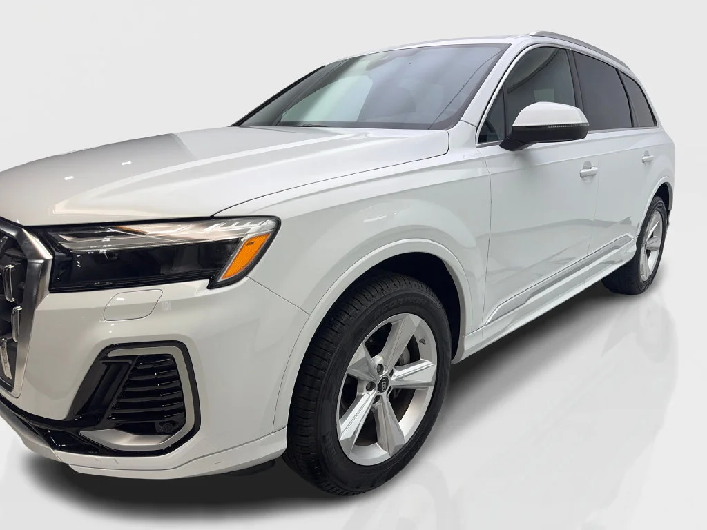 Used 2025 White Audi 45 Premium image 12
