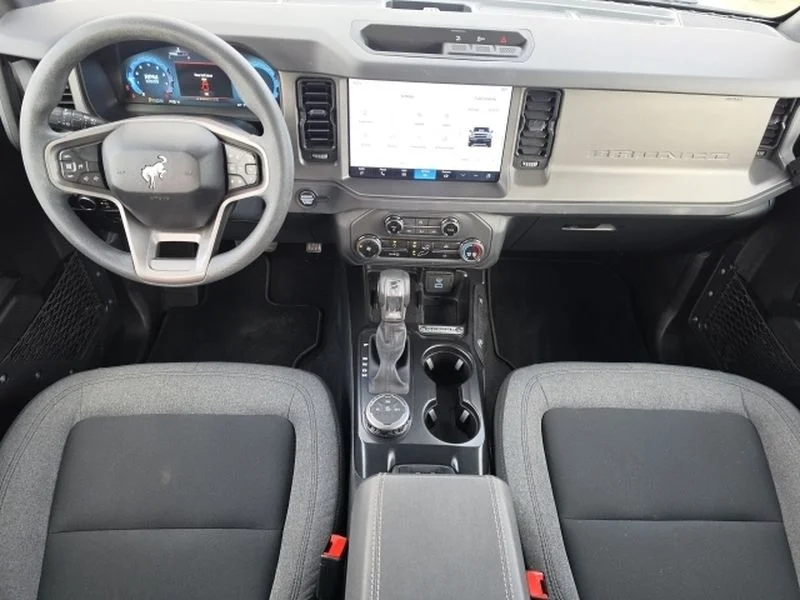 Used 2025 Oxford White Ford Base image 5