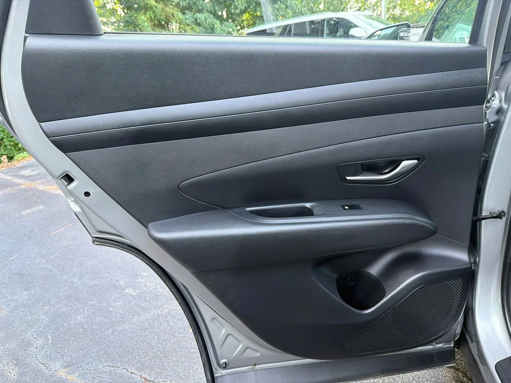 Used 2025 Silver Hyundai SE image 21