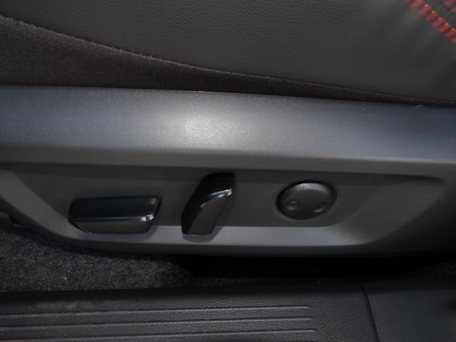 New 2026 Boulder Gray Pearl Nissan Rock Creek® image 20
