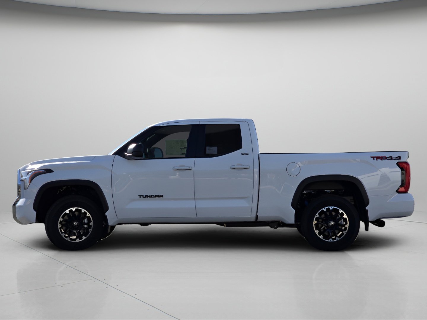 New 2026 Ice Cap Toyota SR5 image 18