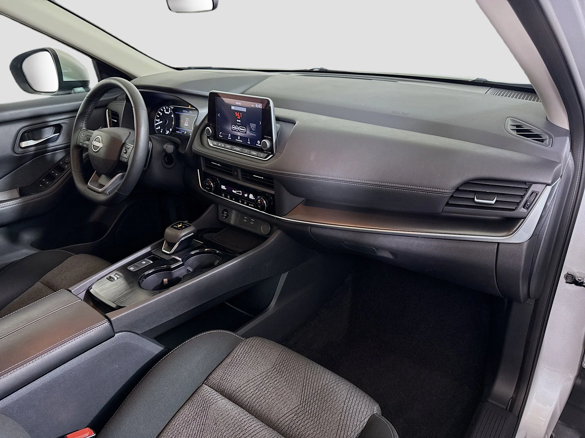 Used 2025 Brilliant Silver Metallic Nissan SV image 26