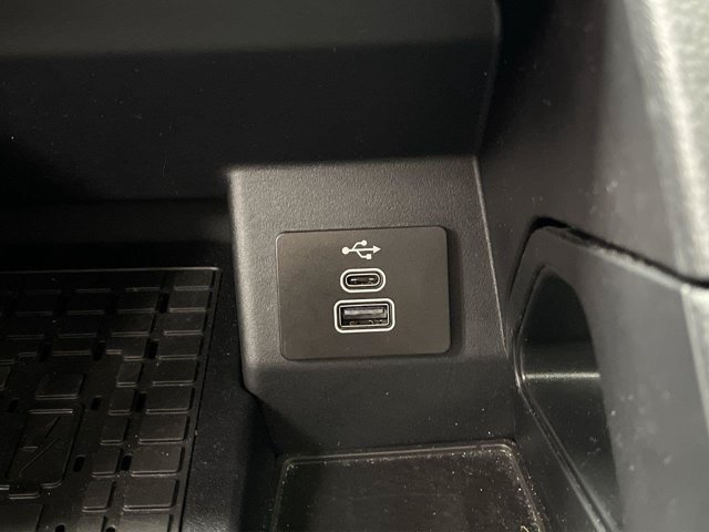 Used 2025 Carbonized Gray Ford XLT image 26