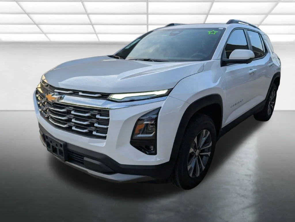 New 2027 Summit White Chevrolet LT image 27