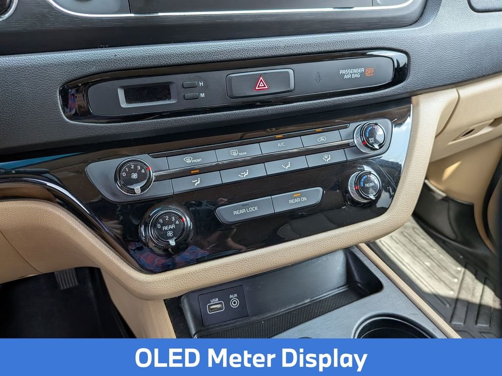 Used 2017 Black Kia LX image 22