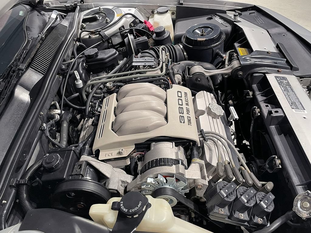 Used 1991  Buick Custom image 30
