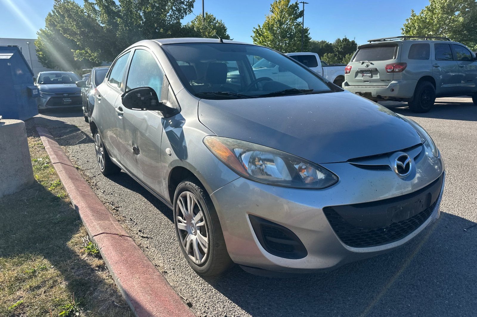 Used 2014 Silver Mazda Sport image 2