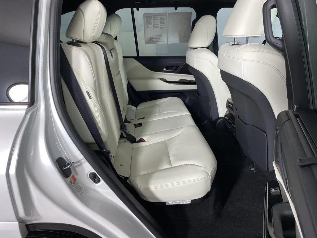 Used 2025 Eminent White Pearl Lexus LX 700h Luxury image 90