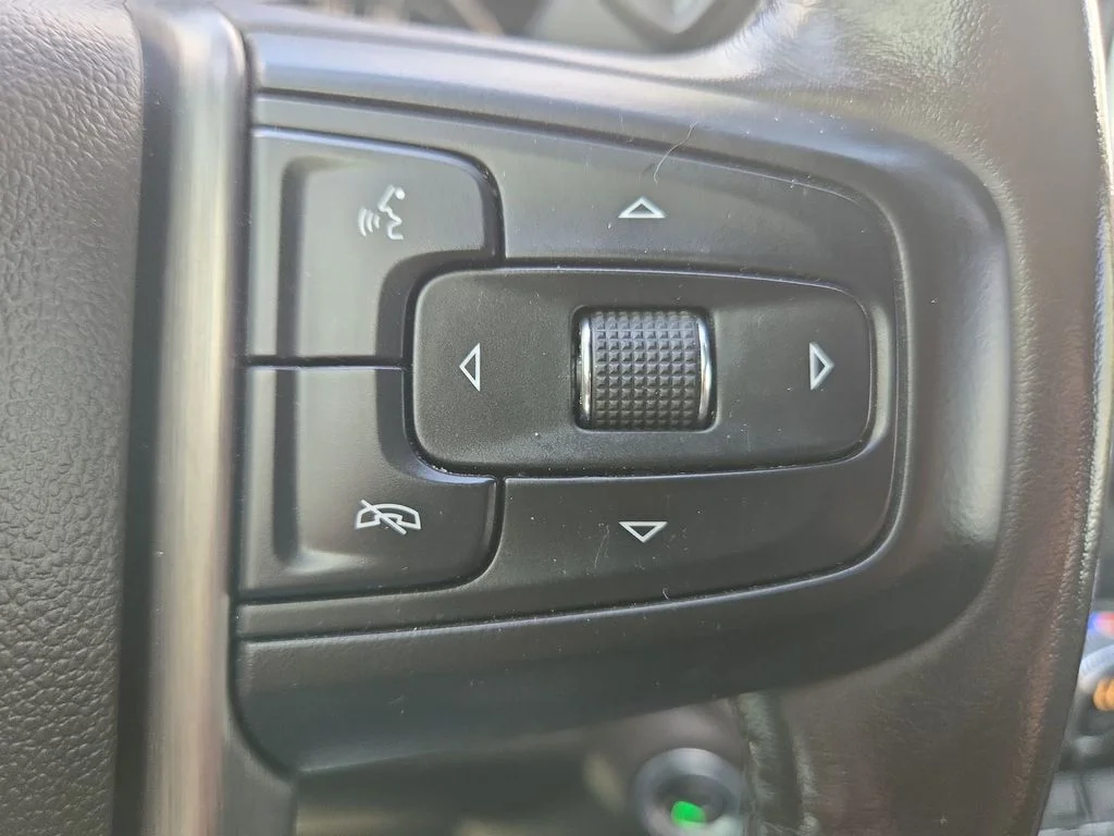Used 2020 Gray GMC Denali image 56