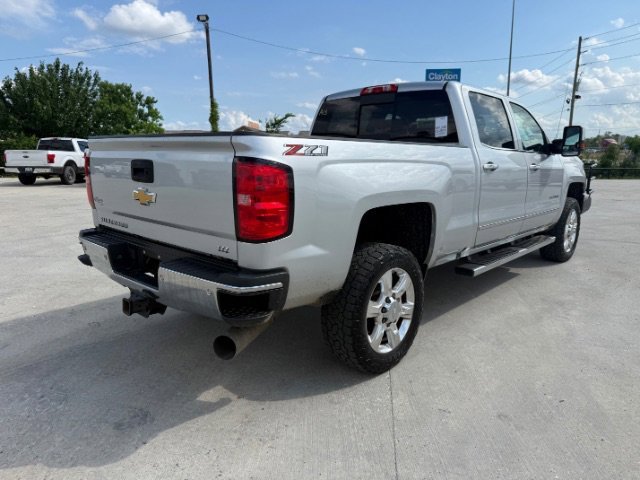 Used 2018 Silver Ice Metallic Chevrolet LTZ image 5