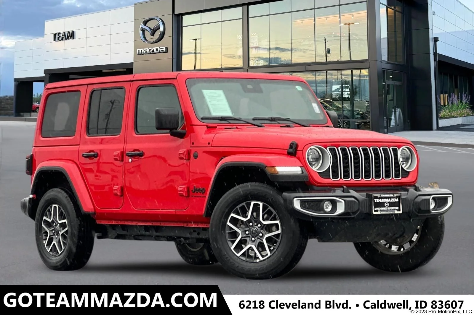 2025 Jeep Wrangler Sahara's photo
