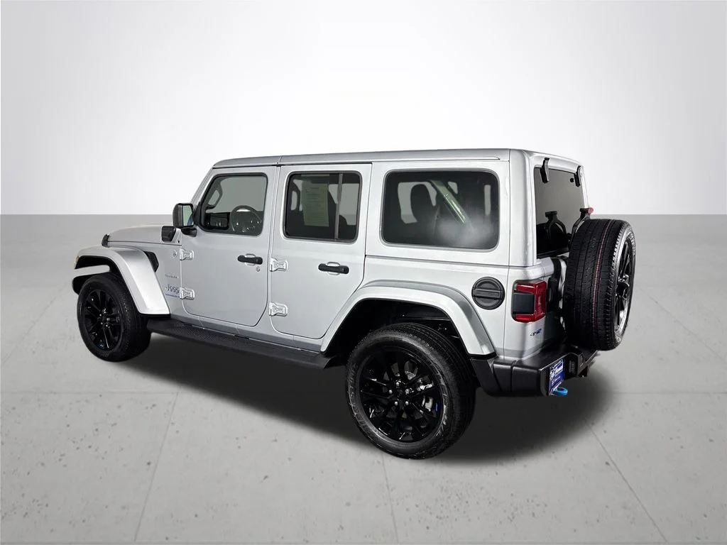 Used 2023 Silver Jeep Sahara 4xe image 8