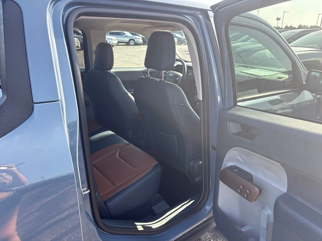Used 2024 Azure Gray Metallic Tri-Coat Ford Lariat image 29