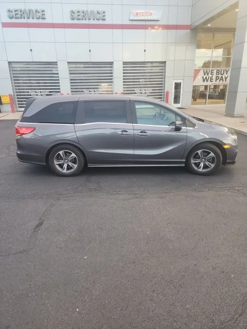 Used 2019 Silver Honda Touring image 12