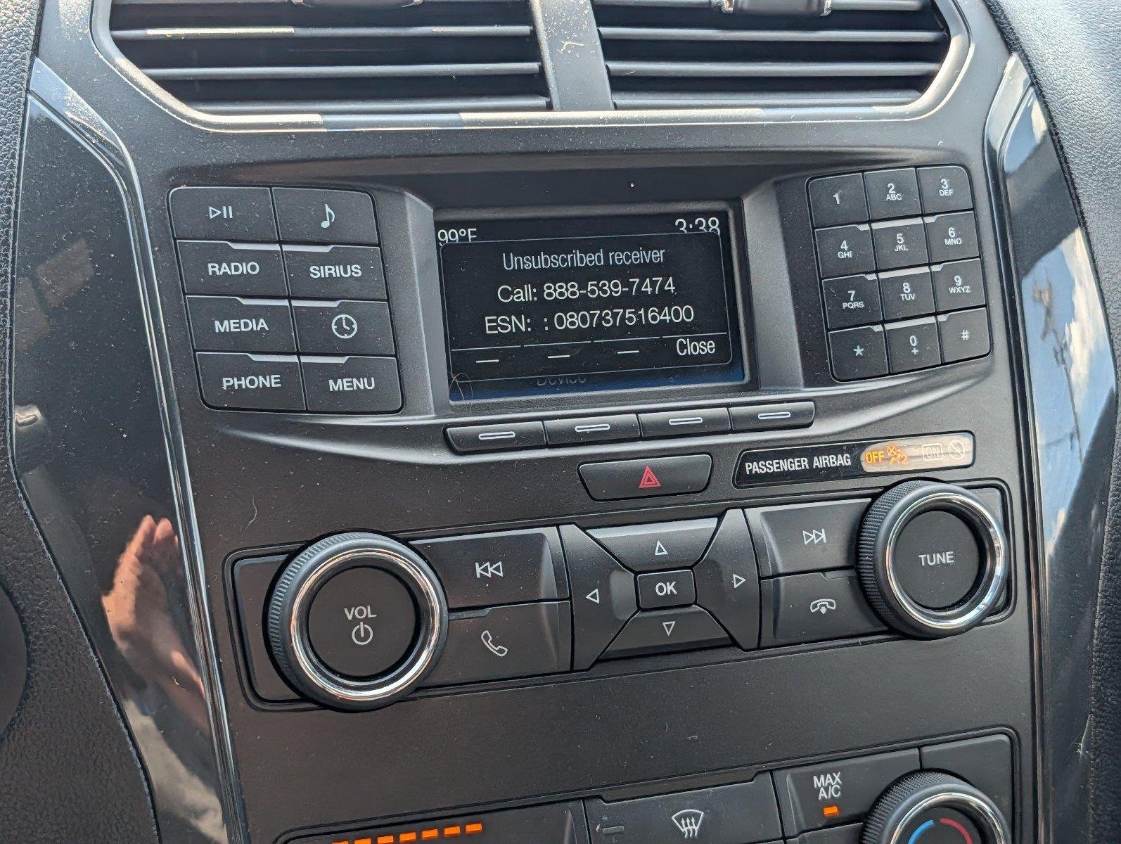 Used 2018 Shadow Black Ford XLT image 16