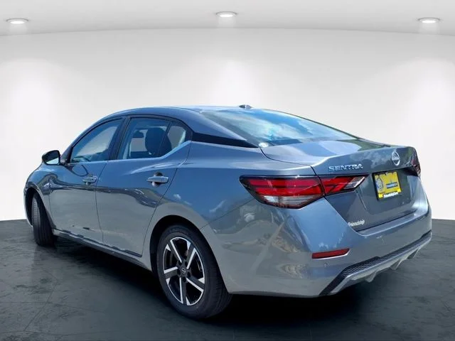 Used 2025 Gray Nissan SV image 11