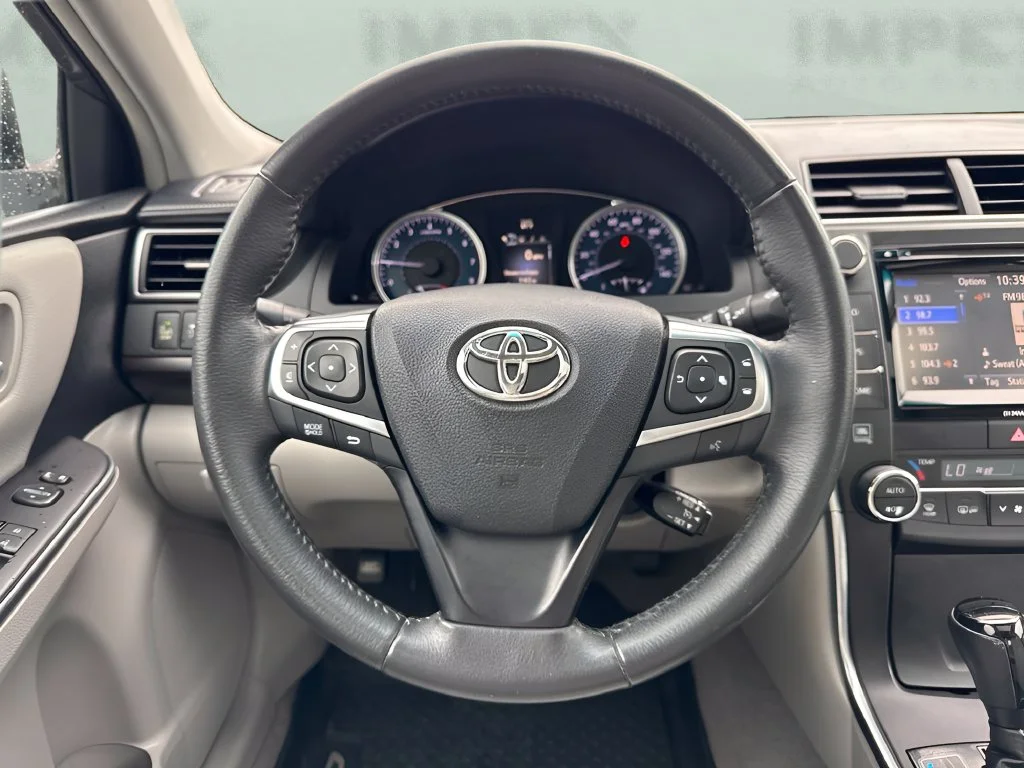 Used 2017 Gray Toyota XLE image 14