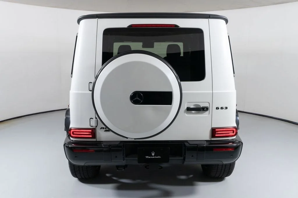 Used 2024 MANUFAKTUR Moonlight White Metallic Mercedes-Benz G 63 AMG® image 13