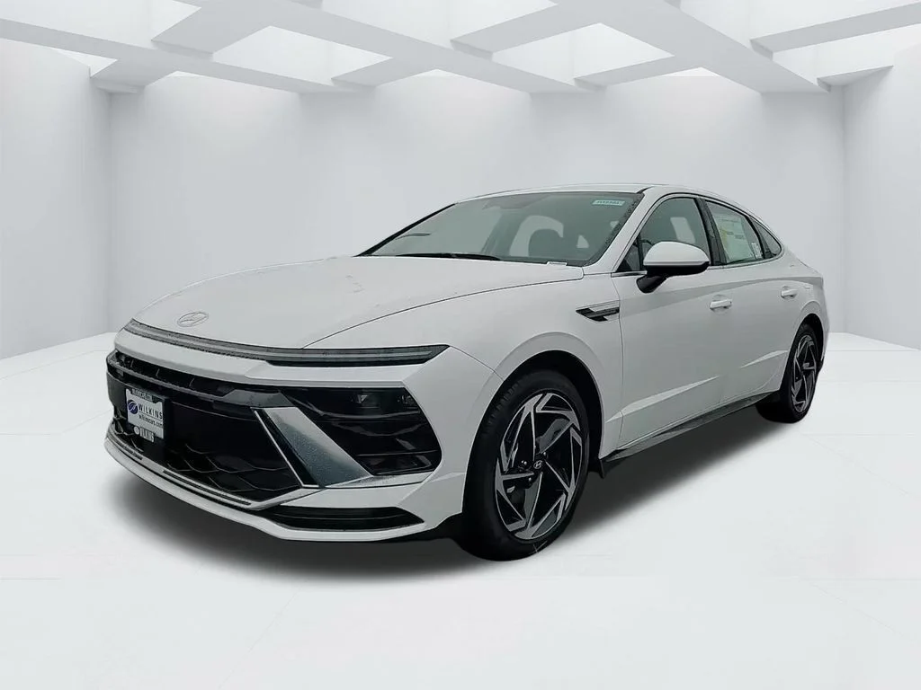 New 2026 White Hyundai SEL Sport image 1