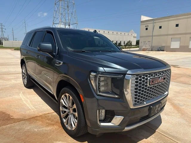 Used 2021 Blue GMC Denali image 3