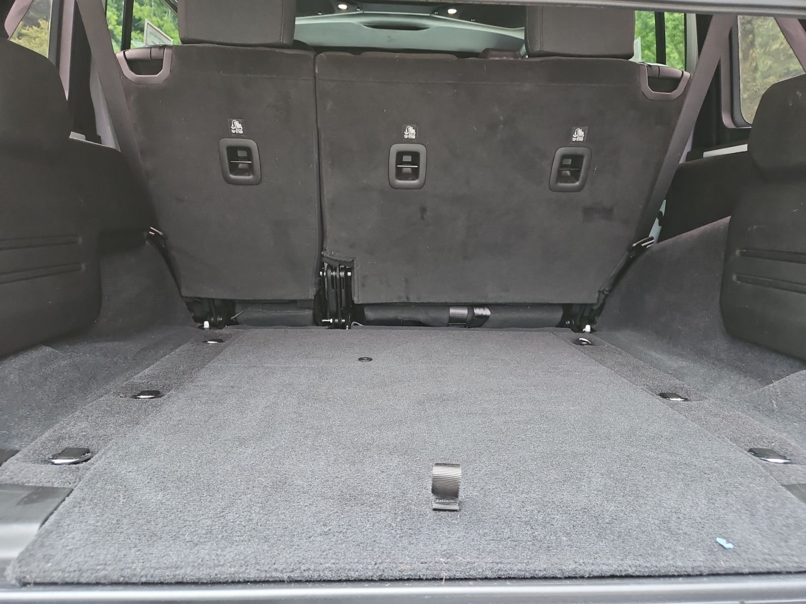 Used 2024 White Jeep Sport S image 19