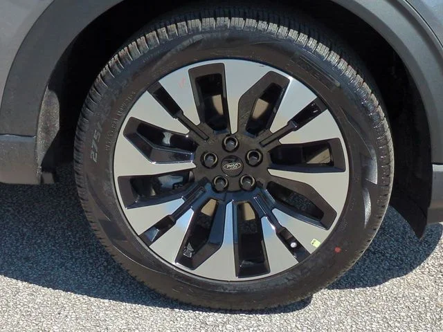 New 2026 Carbonized Gray Metallic Ford Platinum™ image 11