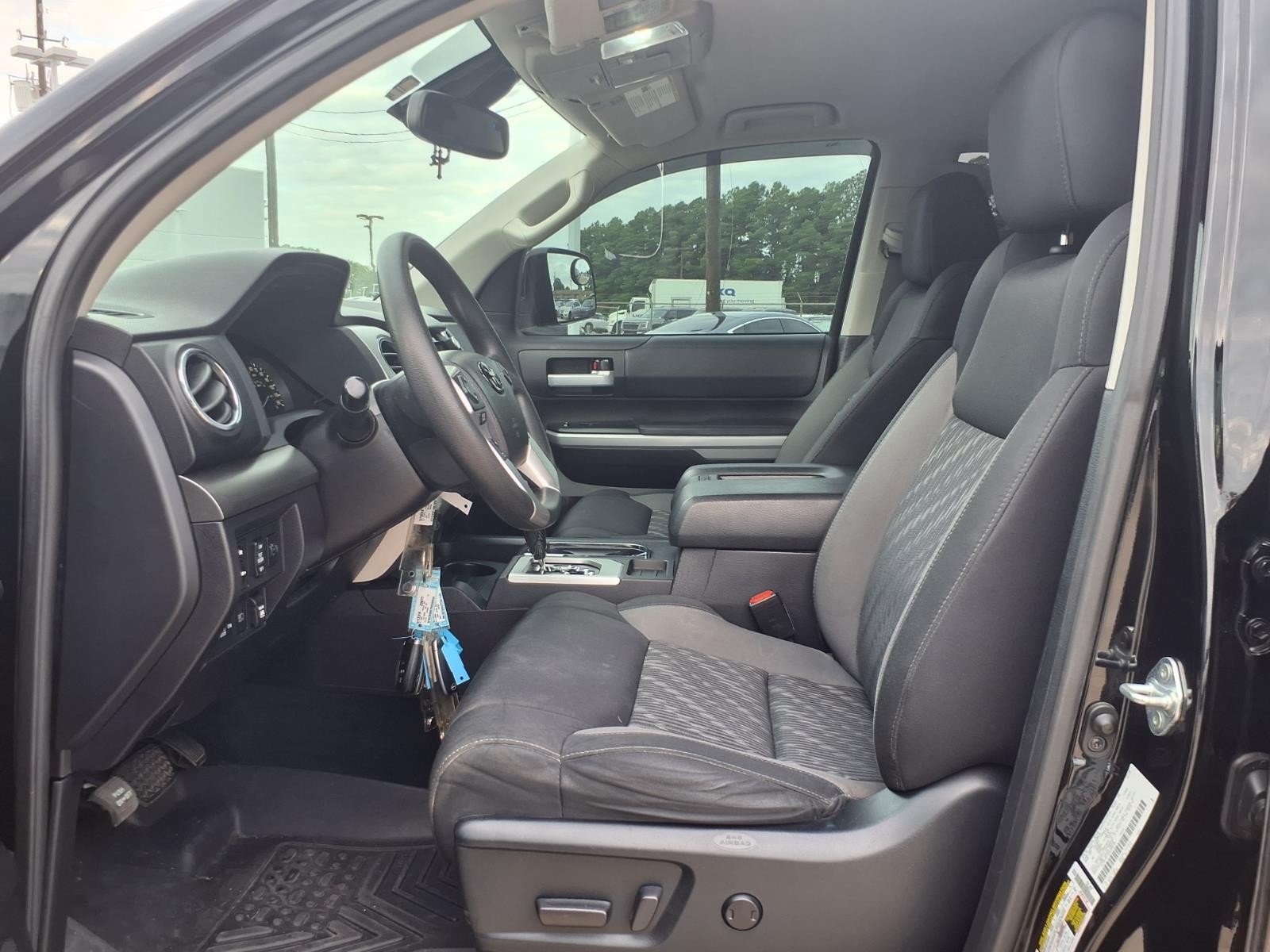 2021 Toyota Tundra 4WD photo 16 of 26