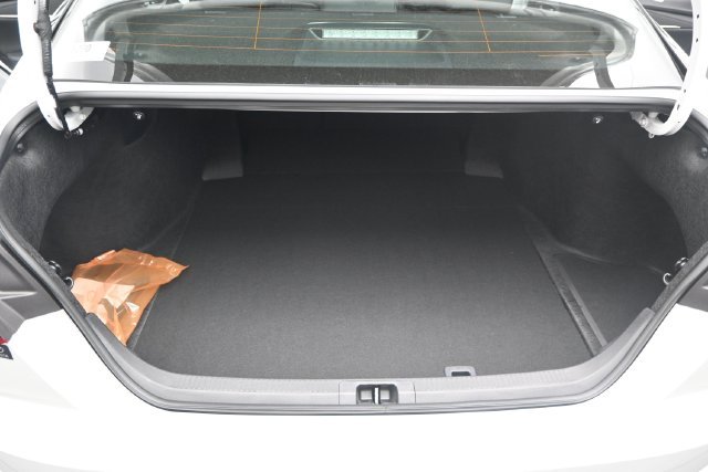 New 2026 Wind Chill Pearl/Black Toyota XSE image 13
