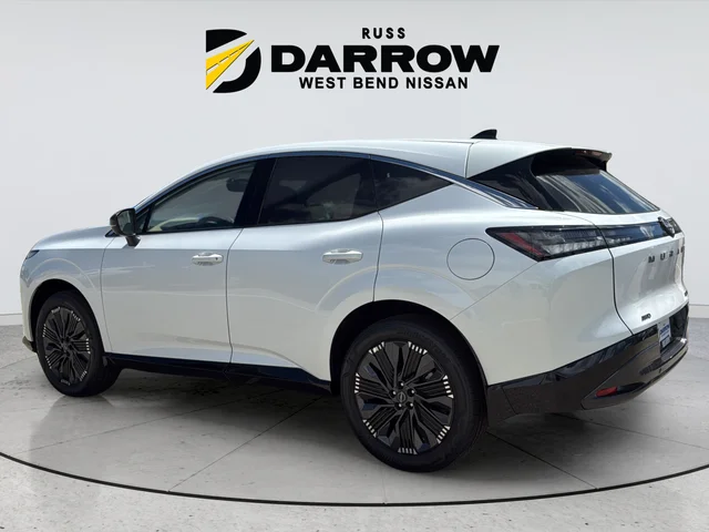 New 2026 Everest White Pearl TriCoat Nissan Platinum image 3