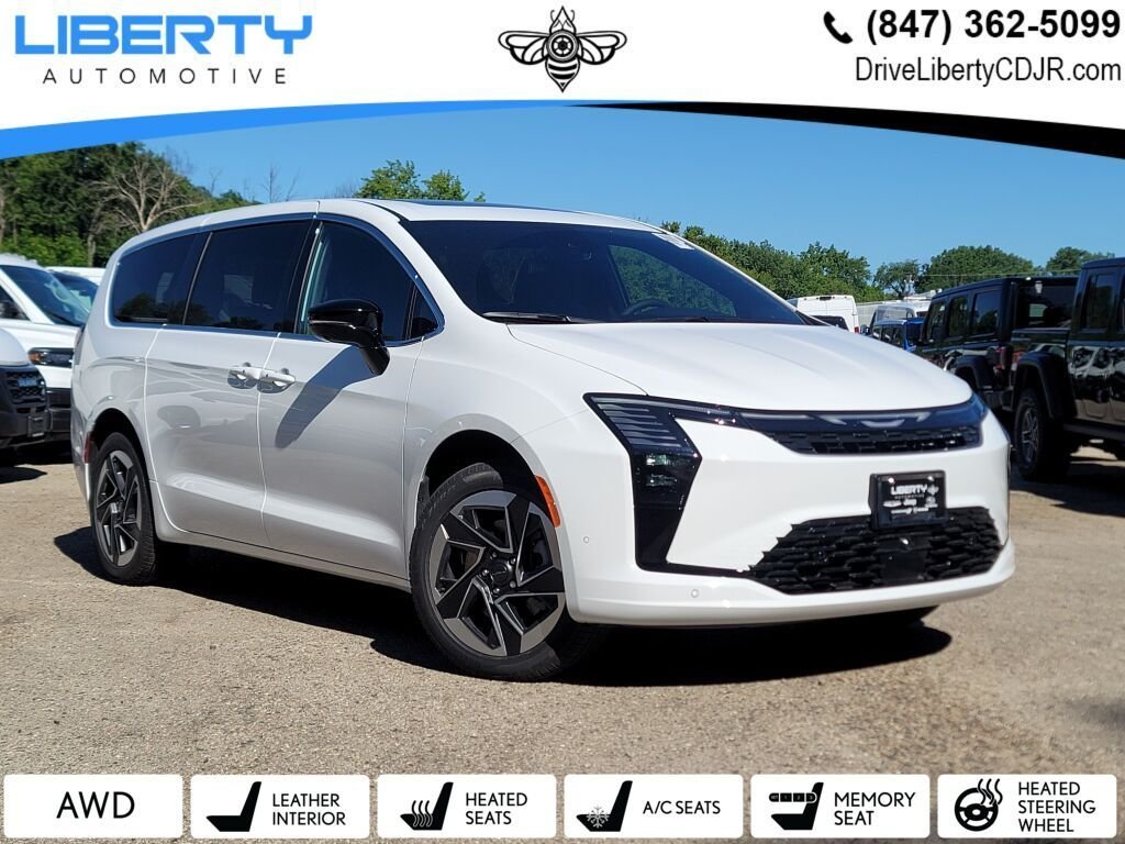 2027 Chrysler Pacifica Limited AWD's photo