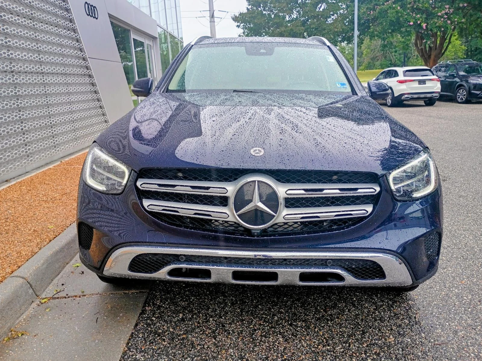 Used 2022 Lunar Blue Metallic Mercedes-Benz GLC 300 image 5