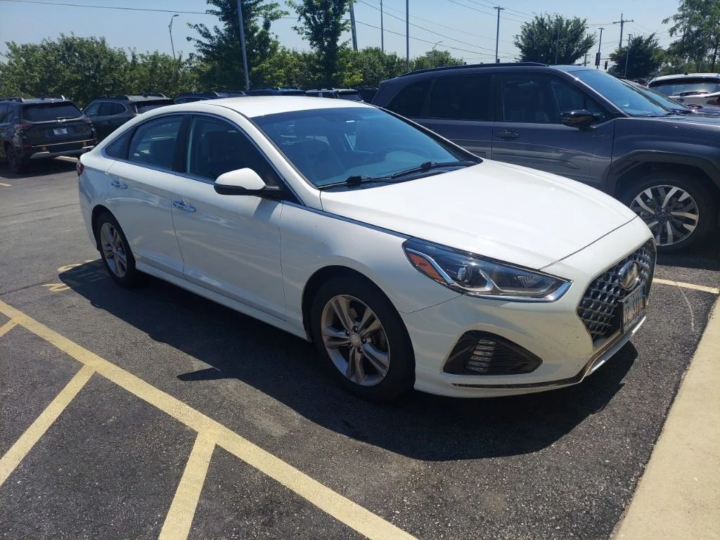 Used 2019 White Hyundai SEL image 5