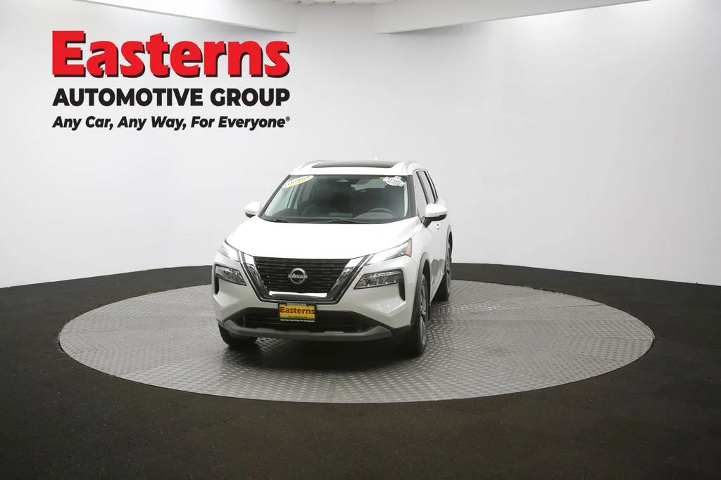 Used 2023 White Nissan SV image 55